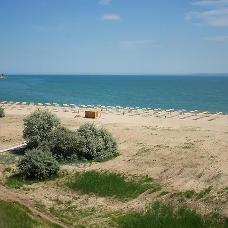 Cozy,luxurious And Spacious On The Black Sea Vila